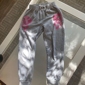 Adika Sweatpants
